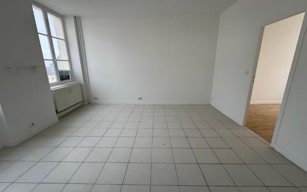 Appartement à vendre    2 pièces • 45 m2 Laon