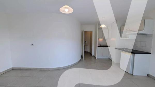 T2 avec terrasse et parking – Vendu loué - 33260 La Teste-de-Buch - Réf 86401651