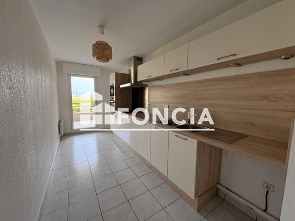 Location Appartement 3 pièces 82.25 m² - Nimes 30000