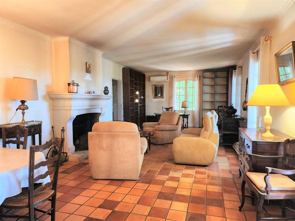 Belle villa de plain pied avec cadre exceptionnel -  à vendre -  4 pièces - proche de MONFLANQUIN 47150 (Lot-et-Garonne)