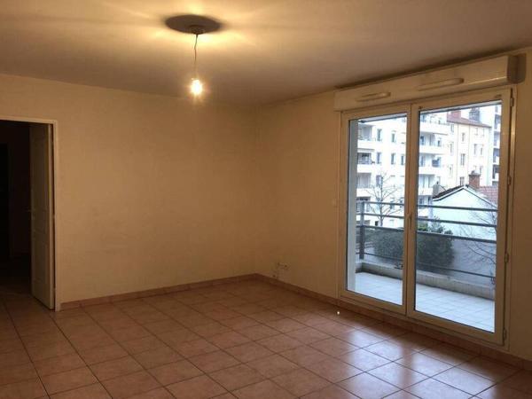 Appartement 3 pièces                                        - 69100 Villeurbanne Réf : 5308