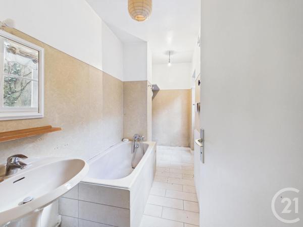 Appartement F4 à vendre  4 pièces - 118,82 m2 CHARTRES - 28