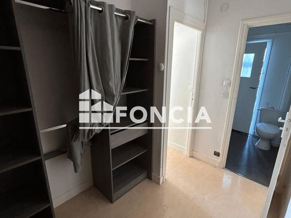 Location Studio 30.59 m² - 1 RUE DU PERE ROBERT Caen 14000