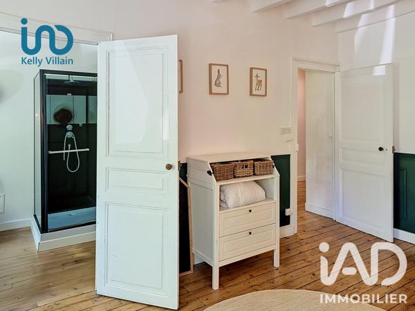 Maison à vendre 6 pièces 199 m² Échiré