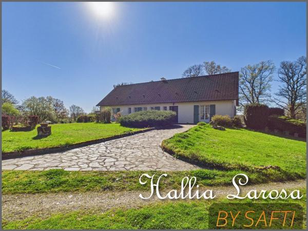 Pavillon de type 7 avec garage et jardin