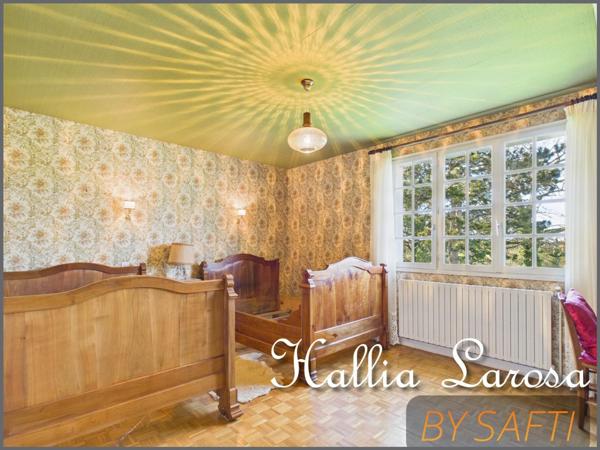 Pavillon de type 7 avec garage et jardin