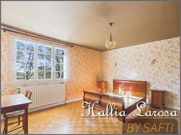 Pavillon de type 7 avec garage et jardin