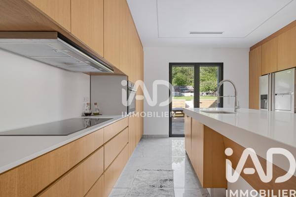 Maison à vendre 6 pièces 200 m² Vaux-sur-Seine