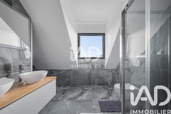 Maison à vendre 6 pièces 200 m² Vaux-sur-Seine
