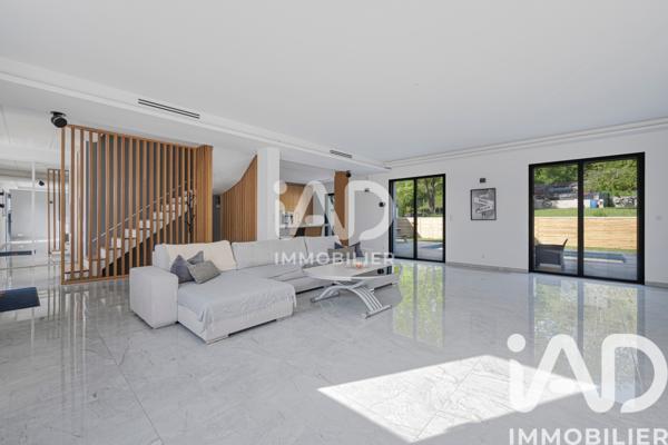 Maison à vendre 6 pièces 200 m² Vaux-sur-Seine