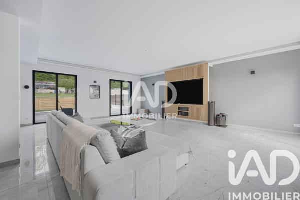 Maison à vendre 6 pièces 200 m² Vaux-sur-Seine