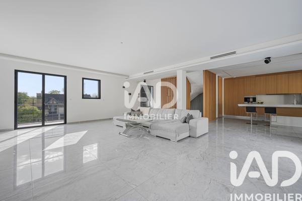Maison à vendre 6 pièces 200 m² Vaux-sur-Seine