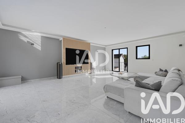 Maison à vendre 6 pièces 200 m² Vaux-sur-Seine