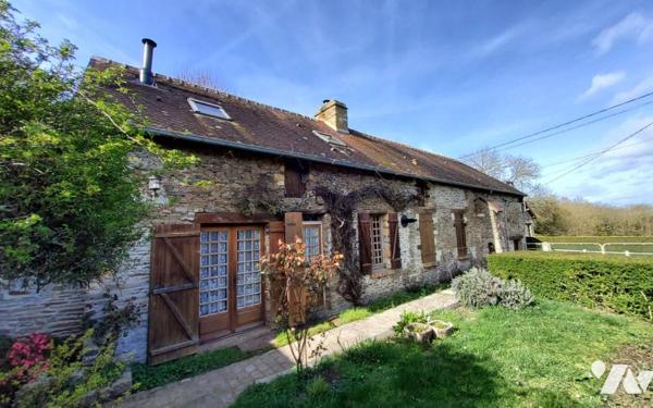 Maison à CURCY SUR ORNE avec 2352m² de terrain