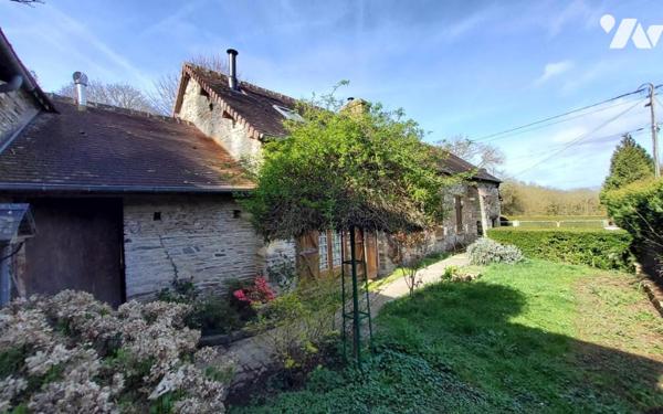 Maison à CURCY SUR ORNE avec 2352m² de terrain