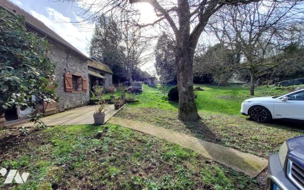 Maison à CURCY SUR ORNE avec 2352m² de terrain