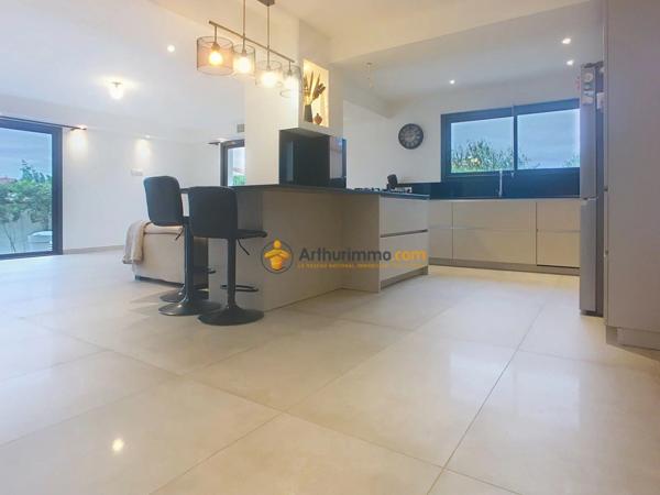 Vente                                                      Villa
                        
                     5 pièces                      150 m2                     à Villeneuve-de-la-Raho
