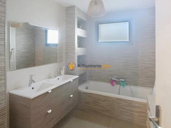 Vente                                                      Villa
                        
                     5 pièces                      150 m2                     à Villeneuve-de-la-Raho