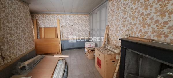 Achat maison Saint-Flour - 9 pièce(s) - 160 m² - 66 000 €