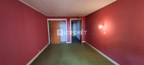 Achat maison Saint-Flour - 9 pièce(s) - 160 m² - 66 000 €