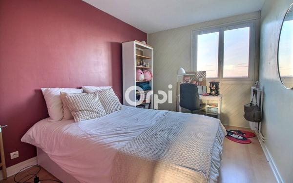 Appartement à vendre    3 pièces • 69 m2 Viry-Châtillon