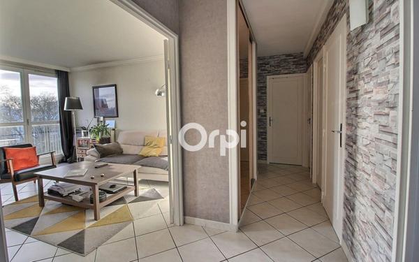Appartement à vendre    3 pièces • 69 m2 Viry-Châtillon