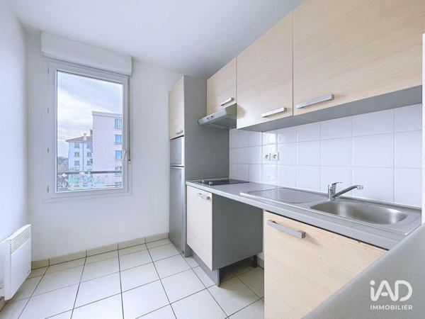 Appartement à vendre 3 pièces 58 m² Vénissieux