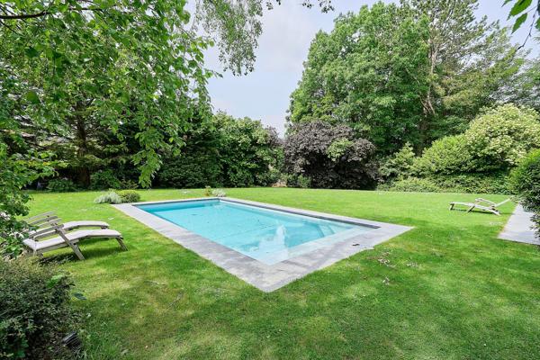 Vente Maison de luxe Croix 9 Pièces 290.2 m²