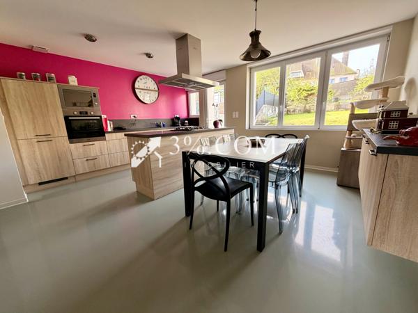 Maison 5 pièce(s) 3 chambre(s) 102 m²