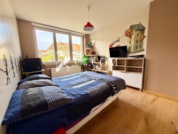 Maison 5 pièce(s) 3 chambre(s) 102 m²