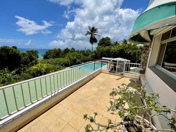 A VENDRE SUR GOSIER JOLIE PROPRIETE VILLA T5 +BUNGALOW T2 AVEC PISCINE VUE MER