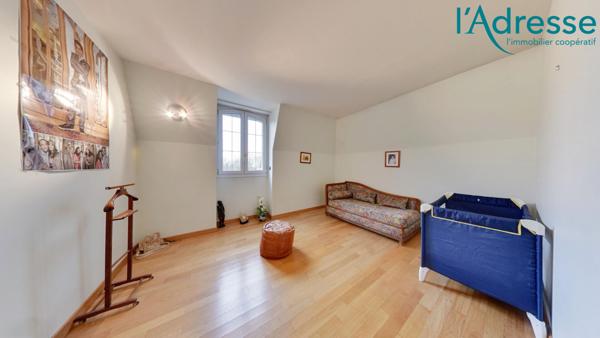 Maison Montfermeil 9 pièce(s) 360 m2