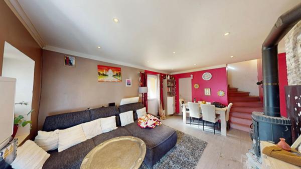 Maison en pierres 4 chambres secteur campagne