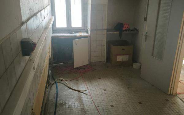 Immeuble à vendre    4 pièces •  Limoux