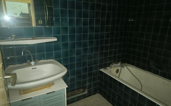 Immeuble à vendre    4 pièces •  Limoux