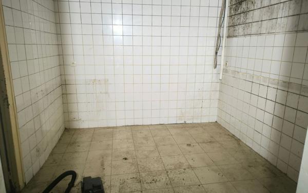 Immeuble à vendre    4 pièces •  Limoux