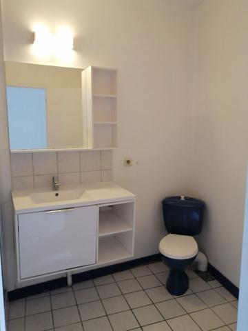 IMMEUBLE DE RAPPORT - GOUAREC - 4 APPARTEMENTS - RENTABILITE 9%