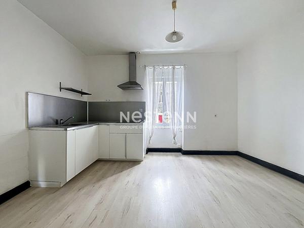 IMMEUBLE DE RAPPORT - GOUAREC - 4 APPARTEMENTS - RENTABILITE 9%