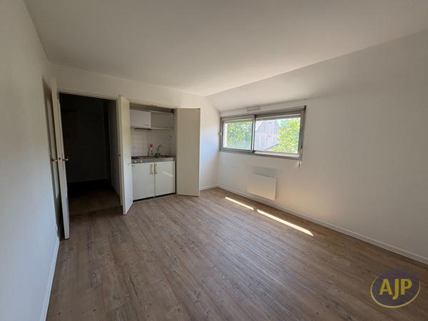 Location appartement Nantes : 513 € - AJP Immobilier Nantes Ouest