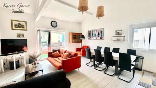 SANARY SUR MER - APPARTEMENT DE TYPE 3 - PARKING PRIVATIF