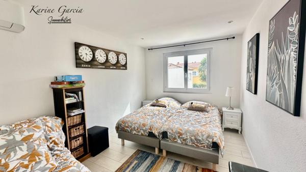 SANARY SUR MER - APPARTEMENT DE TYPE 3 - PARKING PRIVATIF