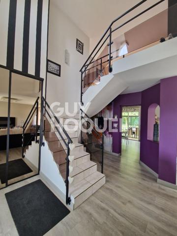 Maison Chateau Gontier Sur Mayenne 7 pièce(s) 177.94 m2