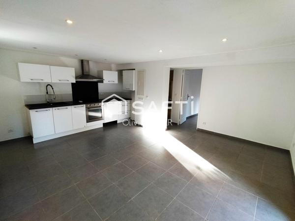 Appartement T2 Bis (50m² habitable) en rez-de-jardin à Six-Fours-les-Plages avec jardin privatif (62 m²) à l'orée de la forêt de Janas