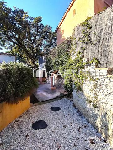 Appartement T2 Bis (50m² habitable) en rez-de-jardin à Six-Fours-les-Plages avec jardin privatif (62 m²) à l'orée de la forêt de Janas