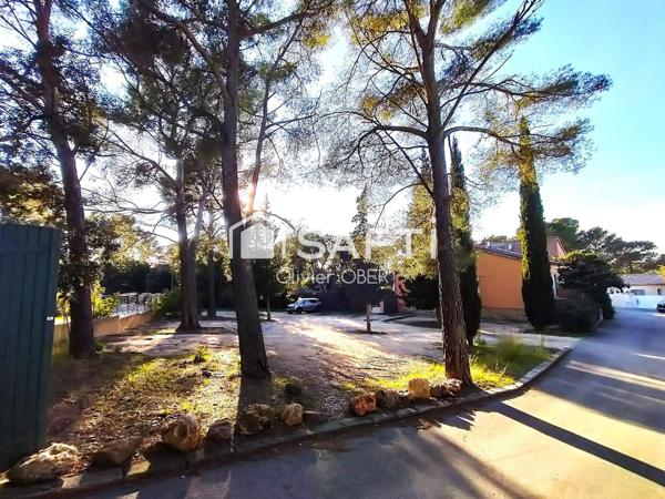 Appartement T2 Bis (50m² habitable) en rez-de-jardin à Six-Fours-les-Plages avec jardin privatif (62 m²) à l'orée de la forêt de Janas