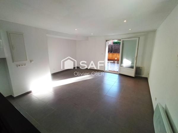 Appartement T2 Bis (50m² habitable) en rez-de-jardin à Six-Fours-les-Plages avec jardin privatif (62 m²) à l'orée de la forêt de Janas