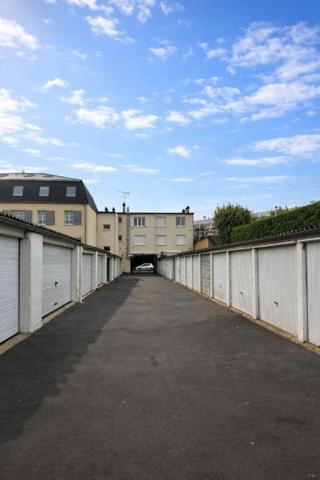 Parking / box Yerres 13.28m2