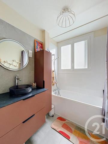 Appartement F3 à vendre  3 pièces - 65,20 m 2   COMPIEGNE  - 60