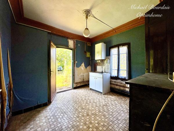 En exclusivité – Maison à rénover avec terrain de plus de 1000 m² – Le Lude (72800)