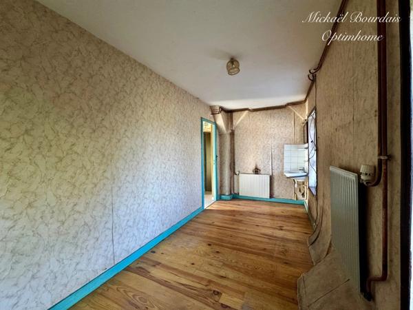 En exclusivité – Maison à rénover avec terrain de plus de 1000 m² – Le Lude (72800)